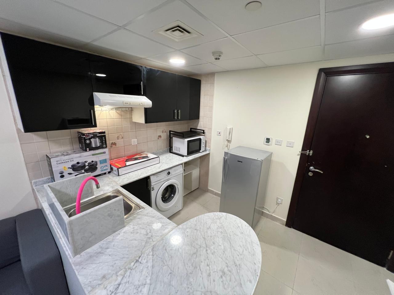 JLT apartment photo 6